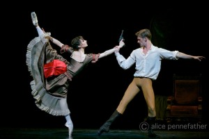Rupert Pennefather & Melissa Hamilton in Mayerling - Courtesy of ROH